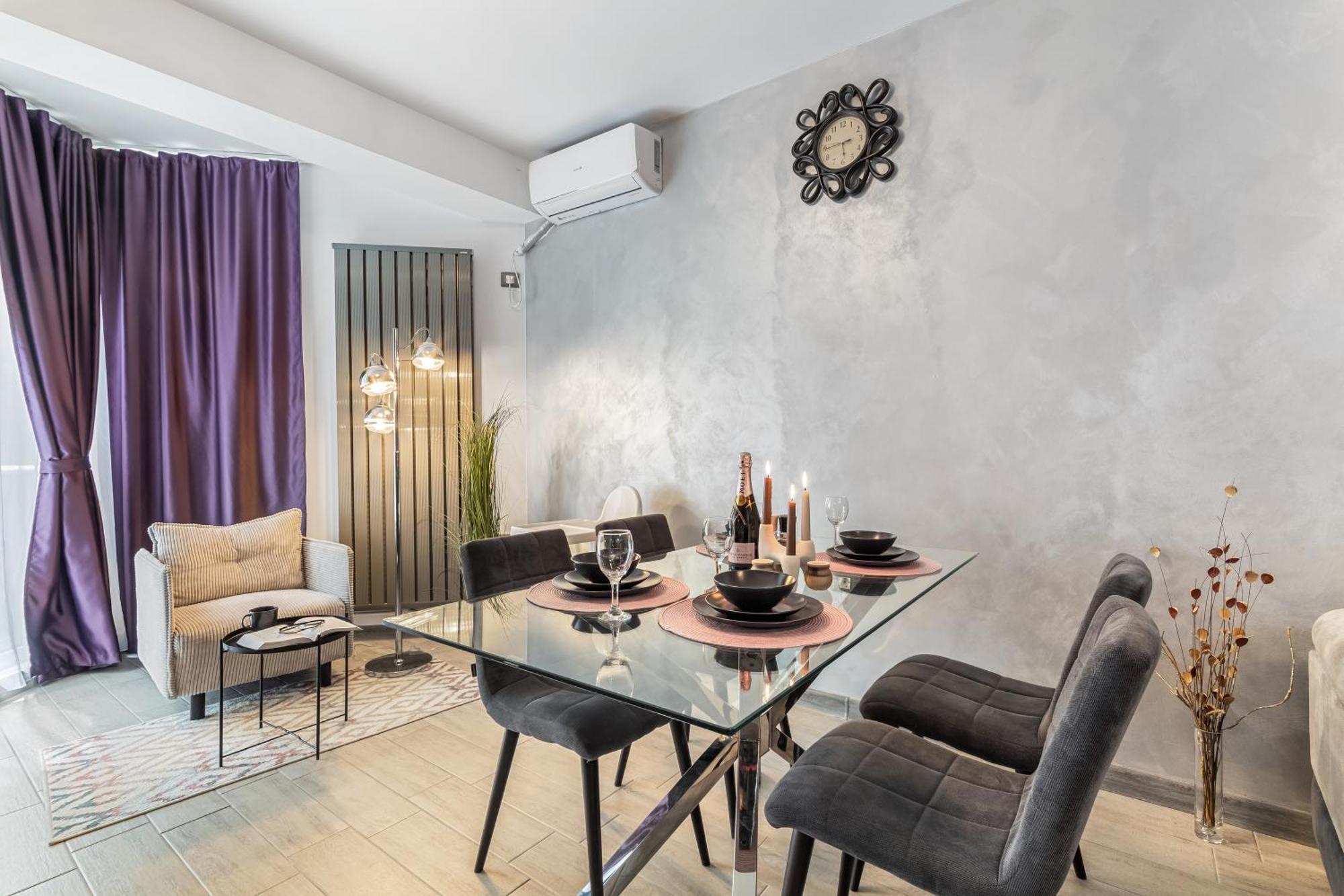 Purple Onyx - Pool & Spa Beach Resort Navodari Bagian luar foto